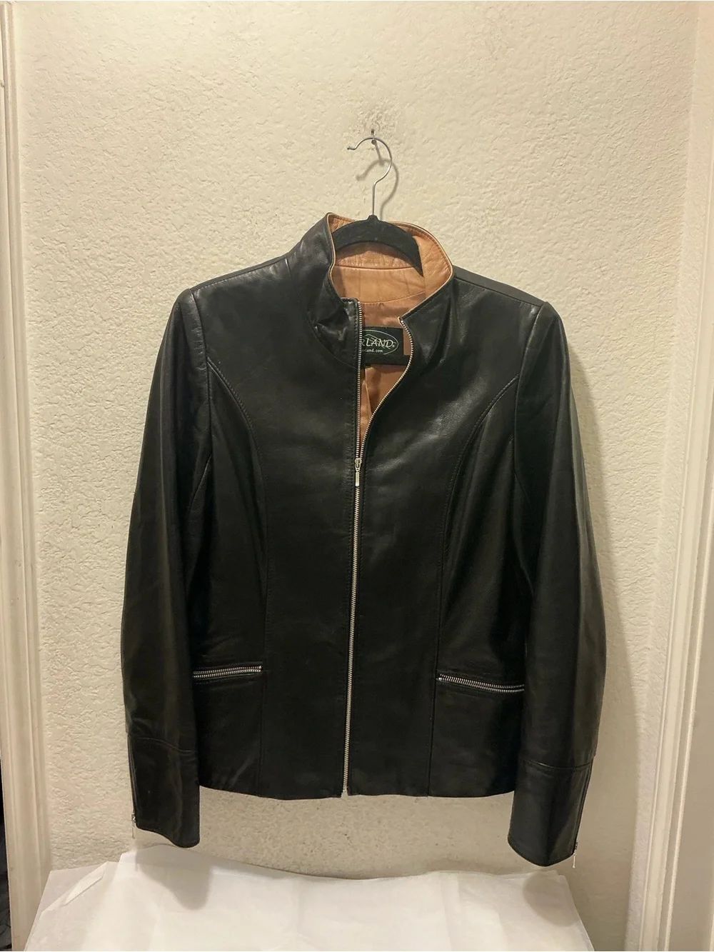 Overland Lambskin Black Leather Zip-Front Jacket Contrast Tan Lining Canada